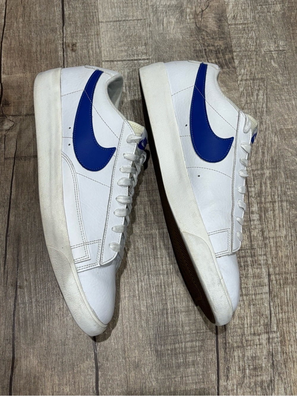 Nike Blazer Low Leather Astronomy Blue White Low-Top Sneakers with Blue Swoosh. - Picture 3 of 4